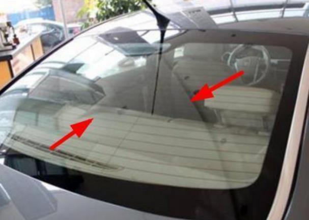 老司机告诉大家汽车贴膜要不要贴后档玻璃